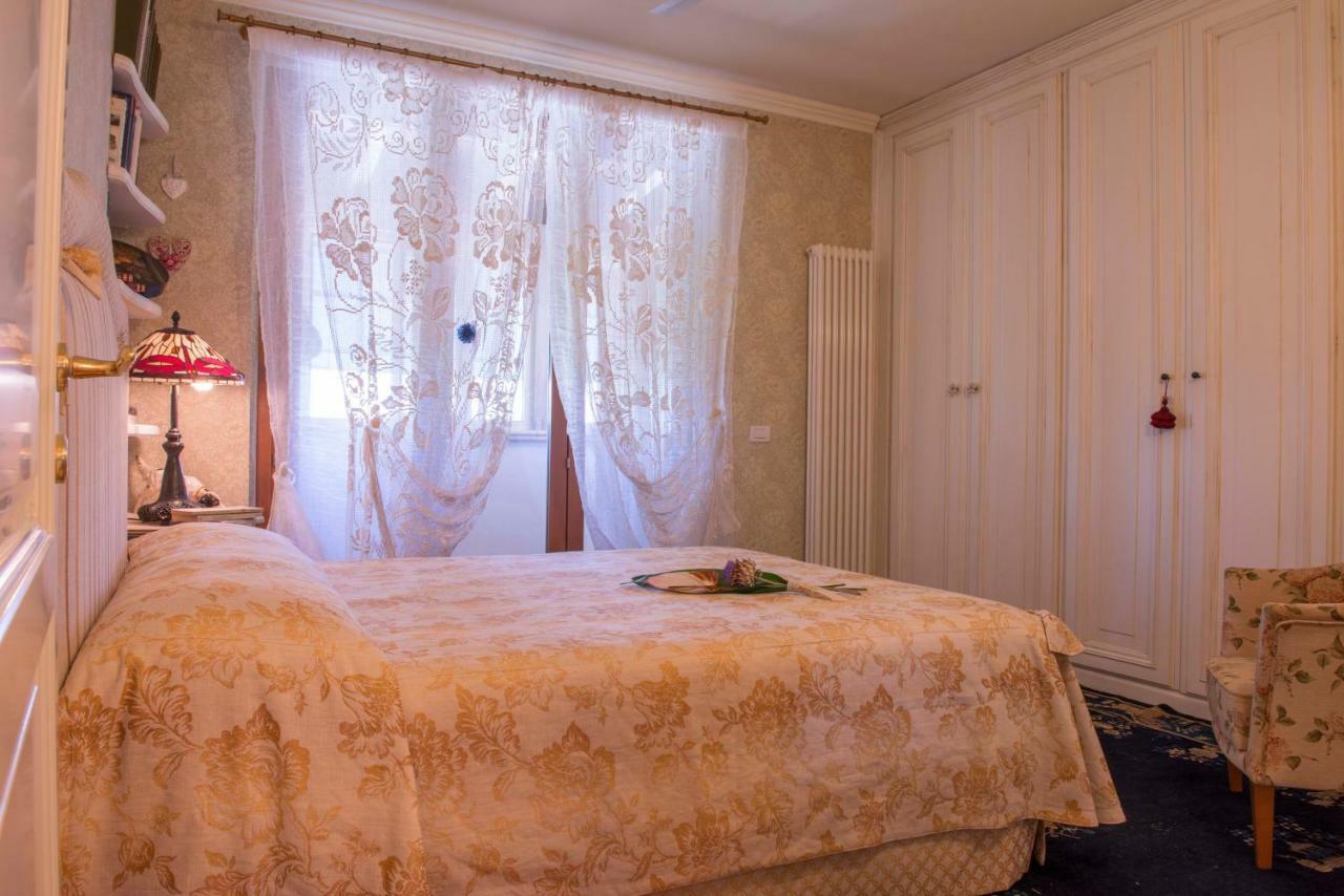 Residenza Eda Apartment Corciano Bagian luar foto